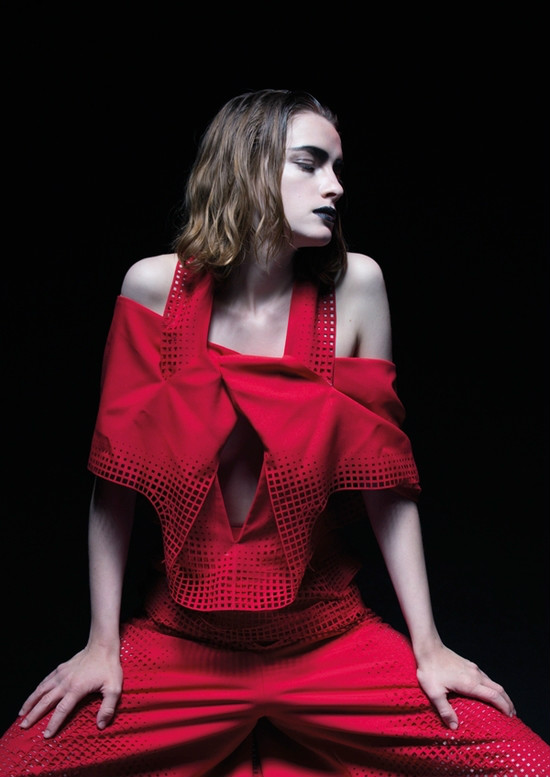 穿3D打印时装秒变《速度与激情》女主角