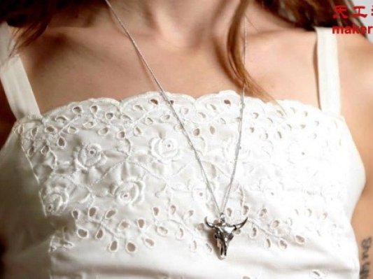 科技与野性交织：3D打印的头骨首饰