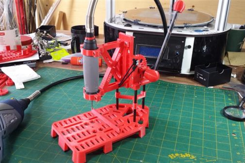 惊人之作 全3D打印的功能性钻床！