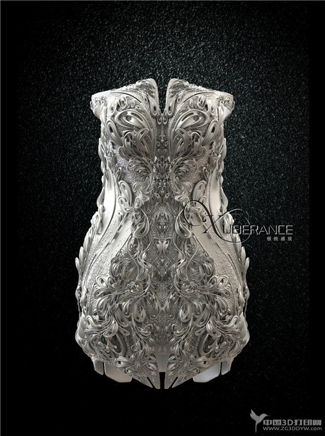 新娘Leirah Wang的3D打印婚纱《侵天篇》