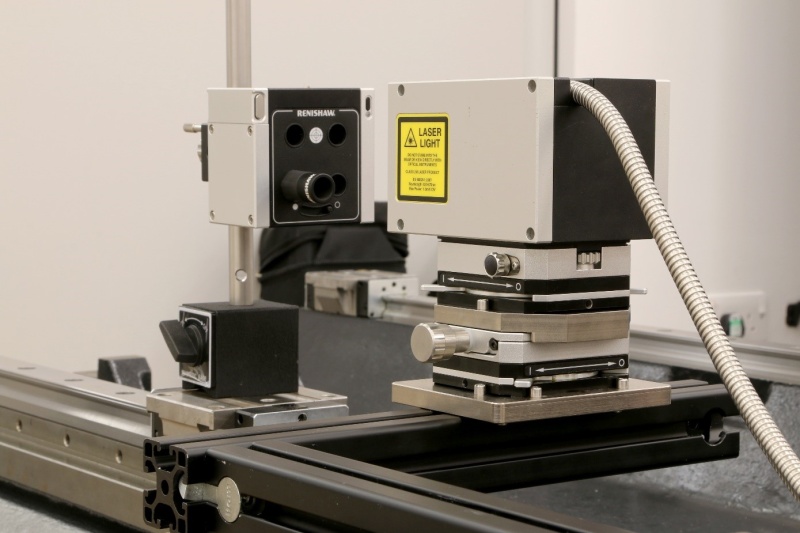 XM-60的新附件帮助运动平台制造商轻松实现光路准直