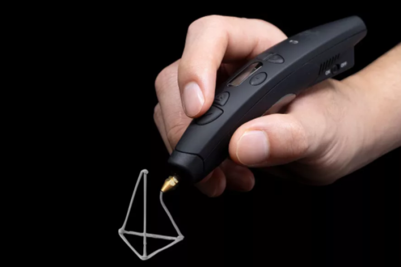 3Doodler推出Pro+专业级3D打印笔，比前代薄50%