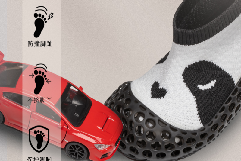 SCRAT3D打造全球首款3D打印学步鞋松鼠贝贝品牌